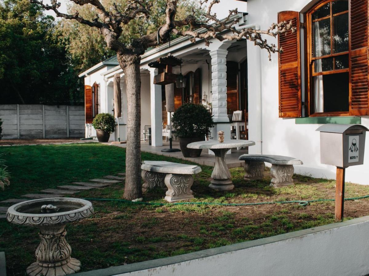 Cummings Guesthouse Wellington Bagian luar foto
